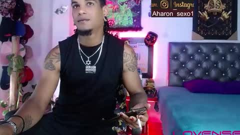 Snapshot of sexo_aharon chatting on 02.02.26 Aharon ravelo online show from 02.02.26
