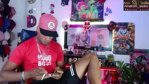 Snapshot of sexo_aharon chatting on 03.10.26 Aharon ravelo online show from 03.10.26