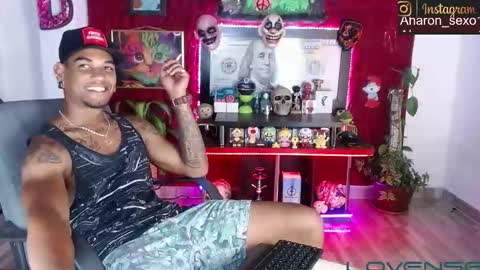 Snapshot of sexo_aharon chatting on 03.17.26 Aharon ravelo online show from 03.17.26