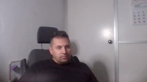 Snapshot of sexoatope79 chatting on 11.17.25 sexoatope79 online show from 11.17.25