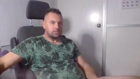 Snapshot of sexoatope79 chatting on 11.27.25 sexoatope79 online show from 11.27.25