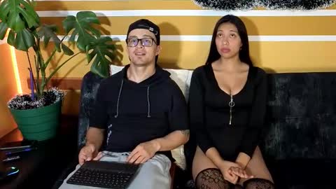 KhidaMilo online show from 12.16.25