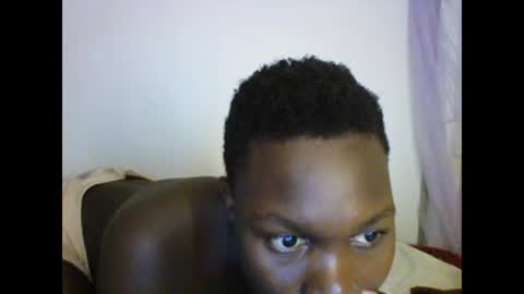 Snapshot of sexqueen02 chatting on 12.31.24 sexqueen02 online show from 12.31.24