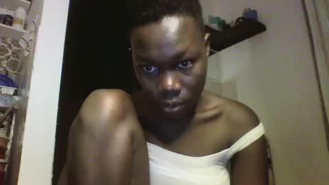 Snapshot of sexqueen02 chatting on 01.27.25 sexqueen02 online show from 01.27.25