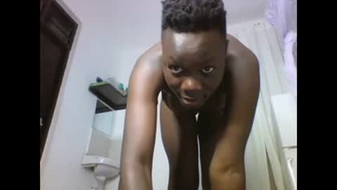 Snapshot of sexqueen02 chatting on 01.28.25 sexqueen02 online show from 01.28.25