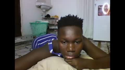 Snapshot of sexqueen02 chatting on 02.16.25 sexqueen02 online show from 02.16.25