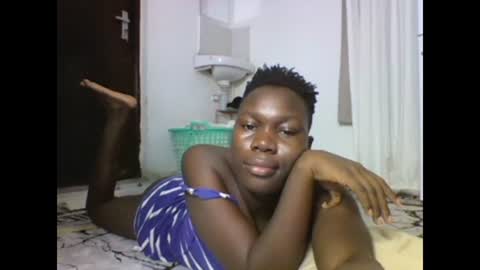 Snapshot of sexqueen02 chatting on 02.16.25 sexqueen02 online show from 02.16.25