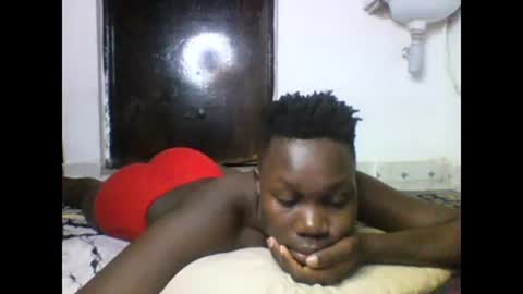 Snapshot of sexqueen02 chatting on 02.21.25 sexqueen02 online show from 02.21.25