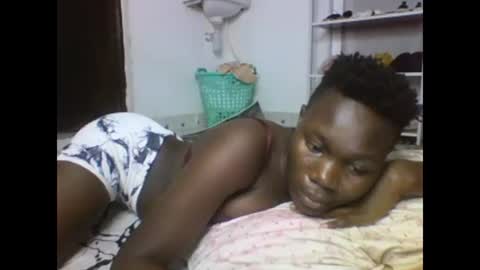 Snapshot of sexqueen02 chatting on 02.24.25 sexqueen02 online show from 02.24.25