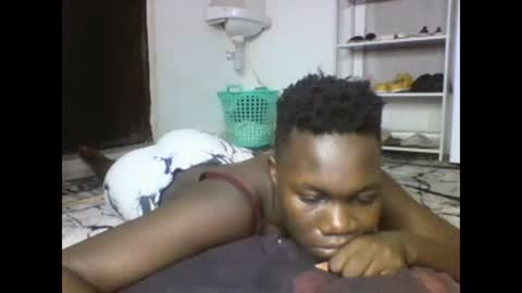 Snapshot of sexqueen02 chatting on 02.25.25 sexqueen02 online show from 02.25.25