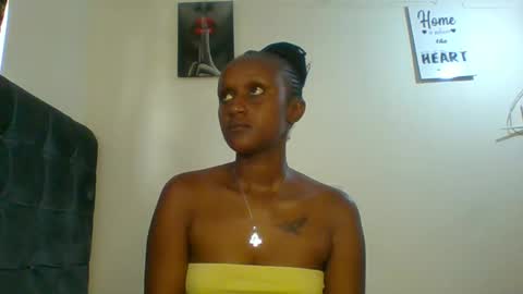 Snapshot of sexsy_sally chatting on 12.17.24 sexsysally online show from 12.17.24