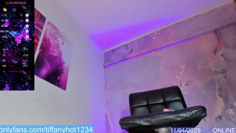 Snapshot of sexwildlatin chatting on 01.12.25 Tifanny Benitez online show from 01.12.25