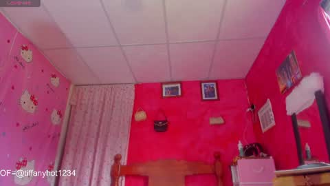 Snapshot of sexwildlatin chatting on 06.27.26 Tifanny Benitez online show from 06.27.26