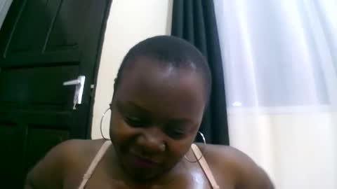 sexxi_ebony online show from 10.22.25