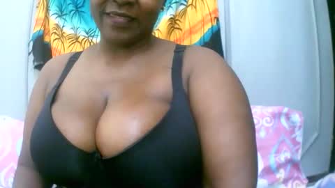 sexxi_ebony online show from 02.03.26