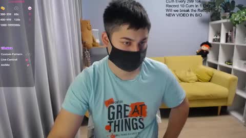 Snapshot of sexxxdickbig chatting on 04.26.26 Tommy online show from 04.26.26