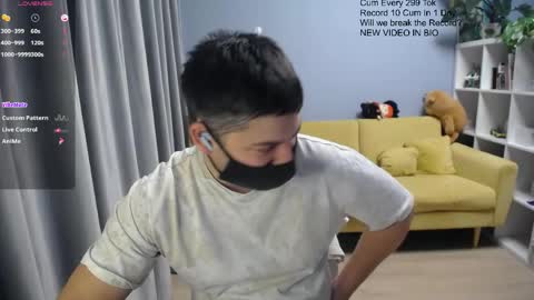 Snapshot of sexxxdickbig chatting on 04.28.26 Tommy online show from 04.28.26
