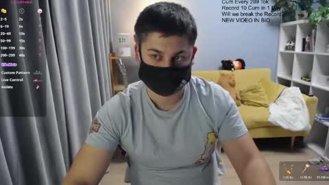 Snapshot of sexxxdickbig chatting on 04.30.26 Tommy online show from 04.30.26