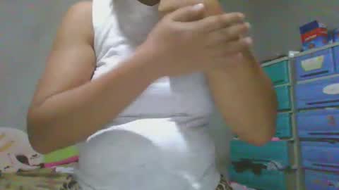 Snapshot of sexxxymomsh chatting on 02.20.26 sexxxymomsh online show from 02.20.26