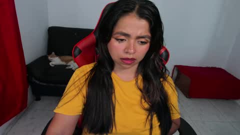 Snapshot of sexxyhot23 chatting on 12.03.24 LINDA online show from 12.03.24