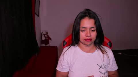 Snapshot of sexxyhot23 chatting on 12.16.25 LINDA online show from 12.16.25