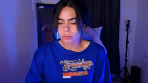 Snapshot of sexxylady__ chatting on 10.30.25 Angie online show from 10.30.25