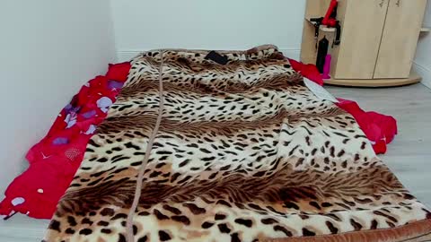 Snapshot of sexxymuscles4u chatting on 12.31.24 Sexxymuscles4U online show from 12.31.24