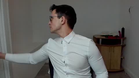 Snapshot of sexxymuscles4u chatting on 01.20.25 Sexxymuscles4U online show from 01.20.25