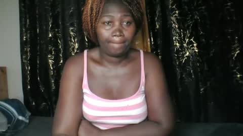 Snapshot of sexxypritty chatting on 06.24.26 sexxypritty online show from 06.24.26