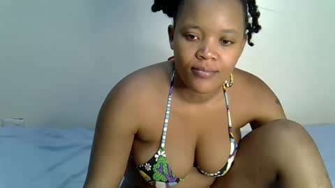 sexxythea_ online show from 10.11.25