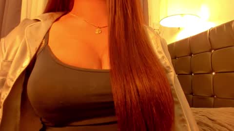 Snapshot of sexy_asian_sandy chatting on 03.14.26 sandy online show from 03.14.26