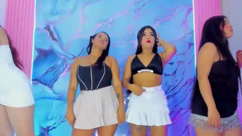 Zara and Leidy online show from 11.11.25