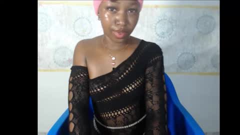 sexy_bluey247 online show from 10.09.25