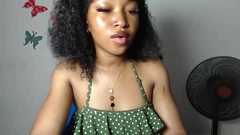 sexy_bluey247 online show from 12.16.25