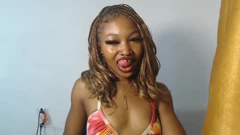 sexy_bluey247 online show from 05.13.26