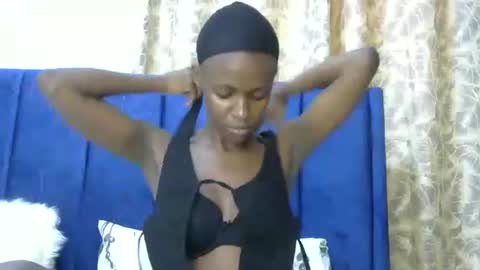 Snapshot of sexy_callie69 chatting on 01.18.25 Callie online show from 01.18.25