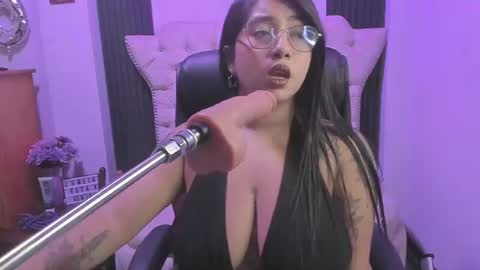 Snapshot of sexy_cristall chatting on 06.24.26 C R I S T A L online show from 06.24.26
