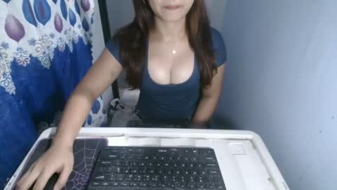 sexy_elodiee online show from 10.20.25