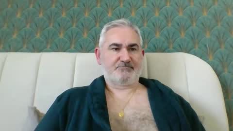 Snapshot of sexy_italiandaddy chatting on 04.19.26 Antonio online show from 04.19.26