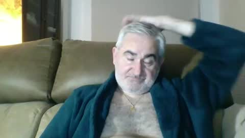 Snapshot of sexy_italiandaddy chatting on 05.18.26 Antonio online show from 05.18.26