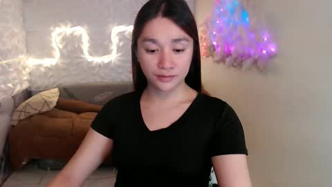 Snapshot of sexy_kitty699 chatting on 04.23.26 Kathy online show from 04.23.26