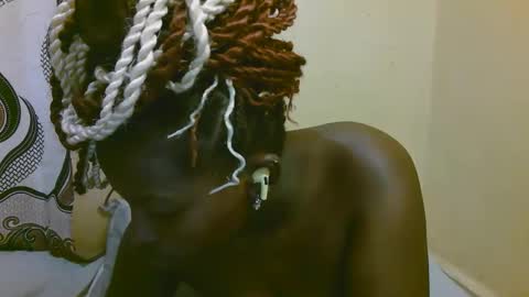 Snapshot of sexy_latasha chatting on 09.21.25 sexy_latasha online show from 09.21.25