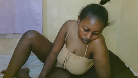 Snapshot of sexy_latasha chatting on 12.02.25 sexy_latasha online show from 12.02.25