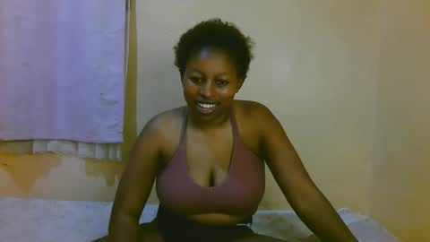 Snapshot of sexy_latasha chatting on 03.28.26 sexy_latasha online show from 03.28.26