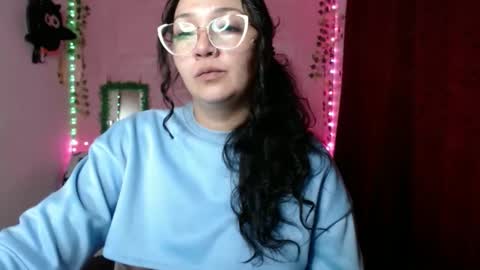 sexy lolas online show from 02.26.25