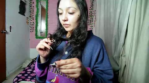 sexy lolas online show from 11.21.25