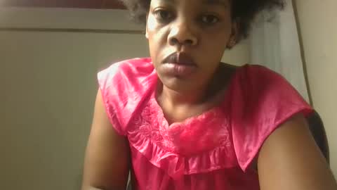 Snapshot of sexy_lyna chatting on 11.02.25 sexy_lyna online show from 11.02.25