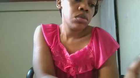 Snapshot of sexy_lyna chatting on 11.06.25 sexy_lyna online show from 11.06.25