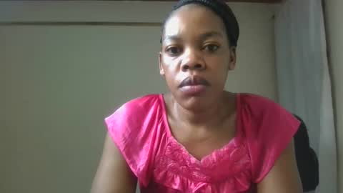 Snapshot of sexy_lyna chatting on 11.09.25 sexy_lyna online show from 11.09.25