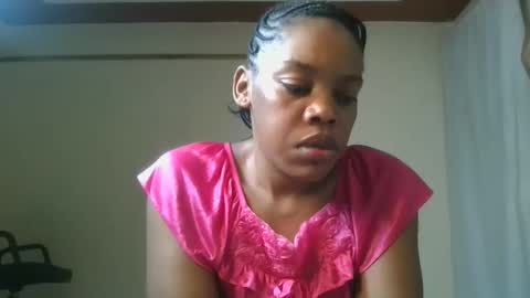 Snapshot of sexy_lyna chatting on 11.11.25 sexy_lyna online show from 11.11.25